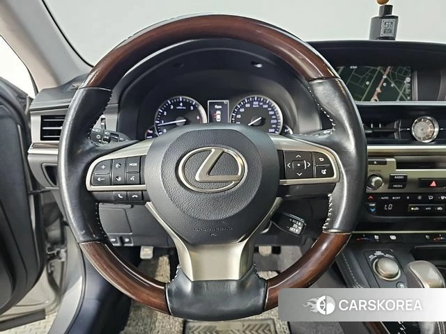 Lexus New ES350 id 4907693 из Кореи 18