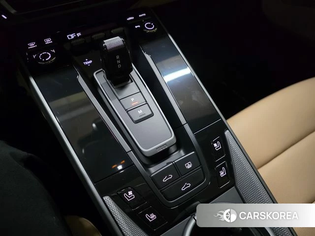 Porsche 911(992) id 4966646 из Кореи 18
