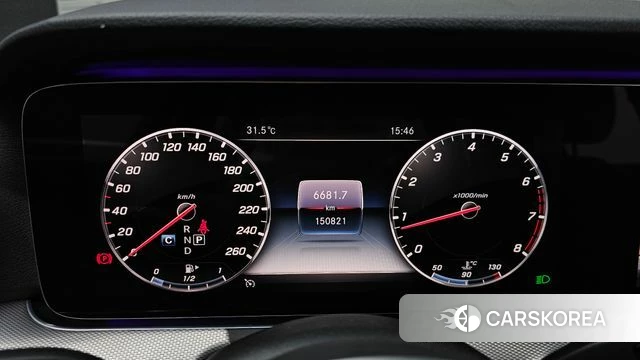 Mercedes-Benz E-Class W213 id 4371541 из Кореи 18