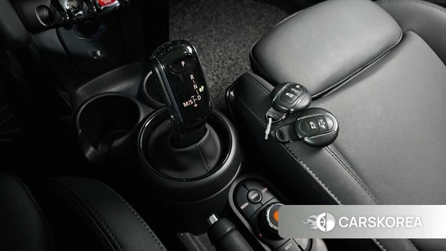 Mini Cooper id 5053317 из Кореи 28