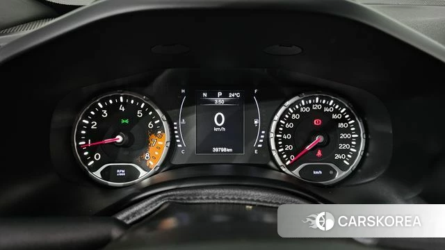 Jeep Renegade id 4977981 из Кореи 28