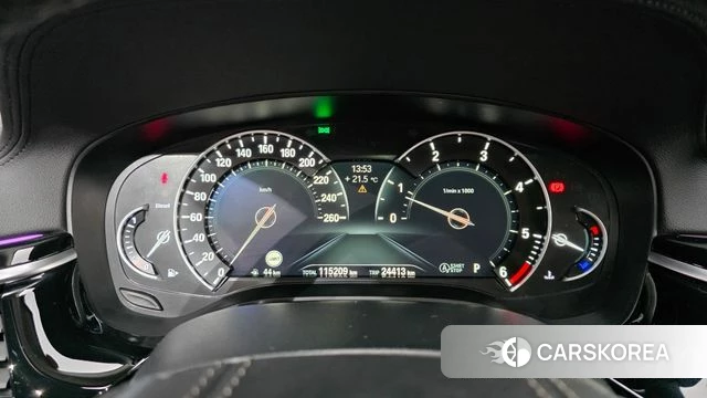 BMW 5 Series (G30) id 4960433 из Кореи 18