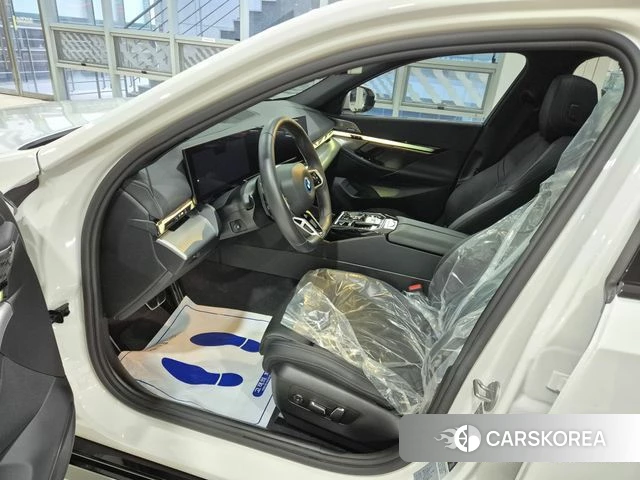 BMW i5 (G60) id 5045531 из Кореи 18