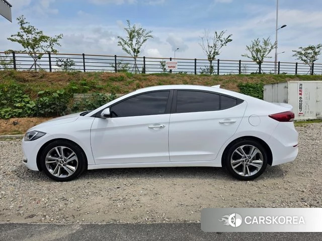 Hyundai Avante AD id 4689497 из Кореи 17