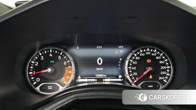 Jeep Renegade id 5027644 из Кореи 29