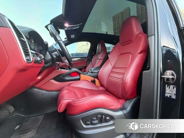 Porsche Cayenne (PO536) id 5000691 из Кореи 18
