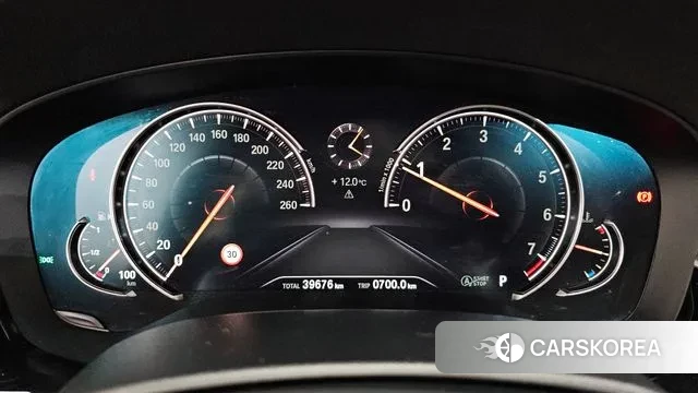 BMW 5 Series (G30) id 3728672 из Кореи 18