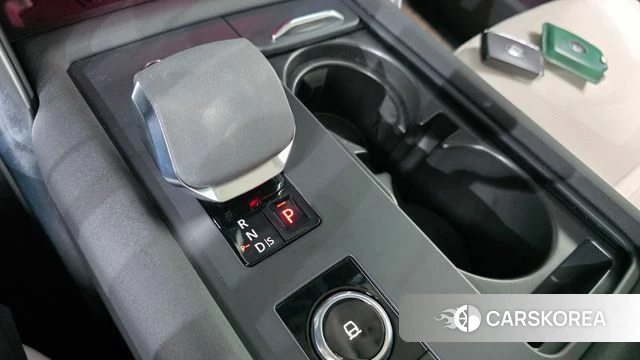 Land Rover Discovery 5 id 4991263 из Кореи 32