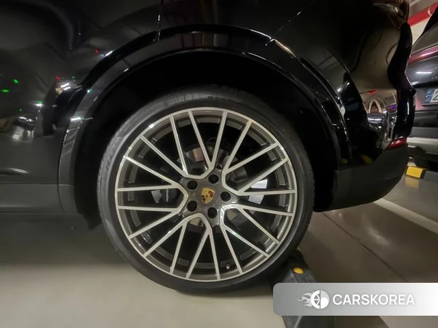 Porsche Cayenne (PO536) id 5018315 из Кореи 9