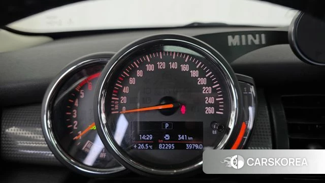 Mini Cooper D id 4998575 из Кореи 28