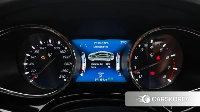 Maserati Quattroporte id 4952570 из Кореи 30