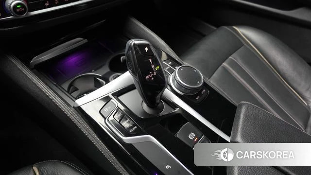 BMW 5 Series (G30) id 4983182 из Кореи 30