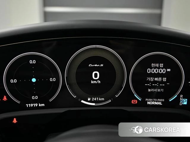 Porsche Taycan id 4984926 из Кореи 18