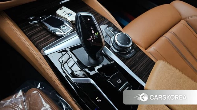 BMW 5 Series (G30) id 4986633 из Кореи 32