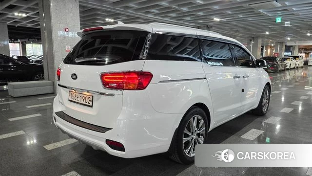 Kia The New Carnival id 5018260 из Кореи 18
