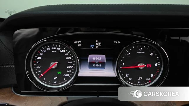 Mercedes-Benz E-Class W213 id 4943904 из Кореи 30