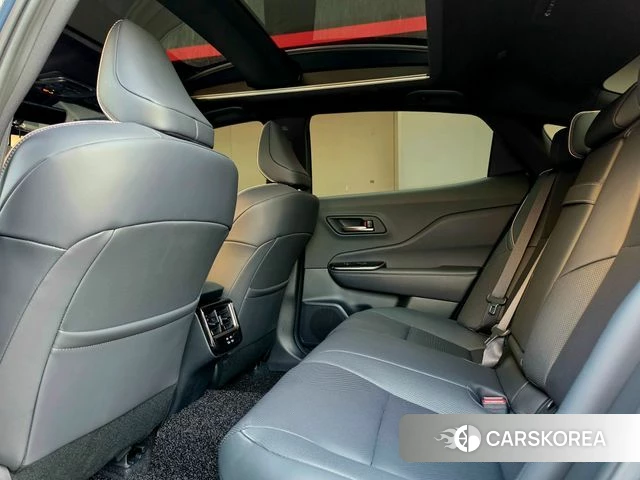 Toyota Crown Crossover id 4995751 из Кореи 18