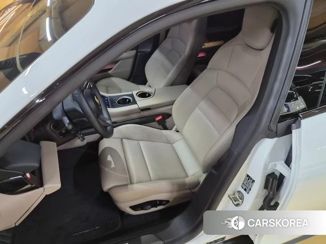 Porsche Taycan id 4974793 из Кореи 18
