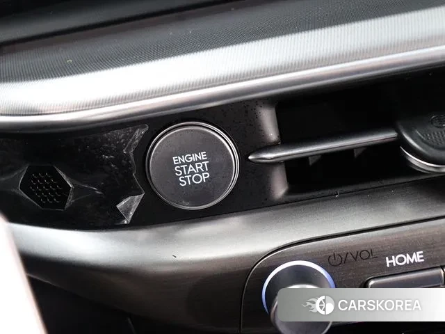 Hyundai Grandeur (GN7) id 3776018 из Кореи 18