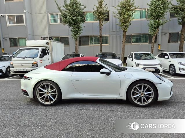 Porsche 911(992) id 4918304 из Кореи 11