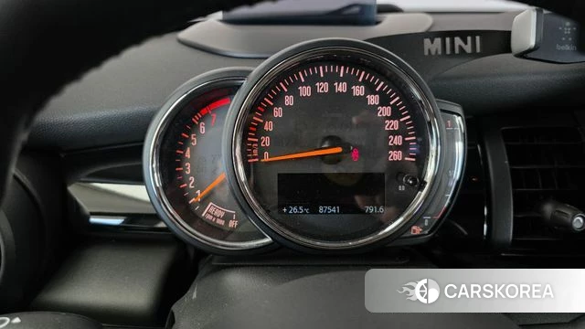Mini Cooper id 4895329 из Кореи 18