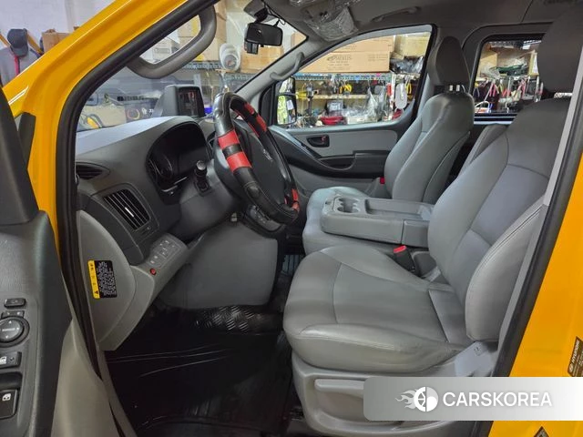 Hyundai The New Grand Starex id 4952891 из Кореи 17