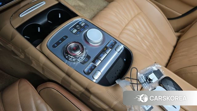 Genesis G90 (RS4) id 4965821 из Кореи 30