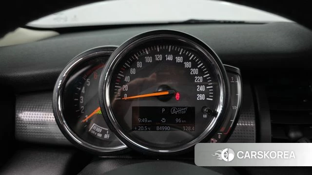 Mini Cooper D id 5013766 из Кореи 18