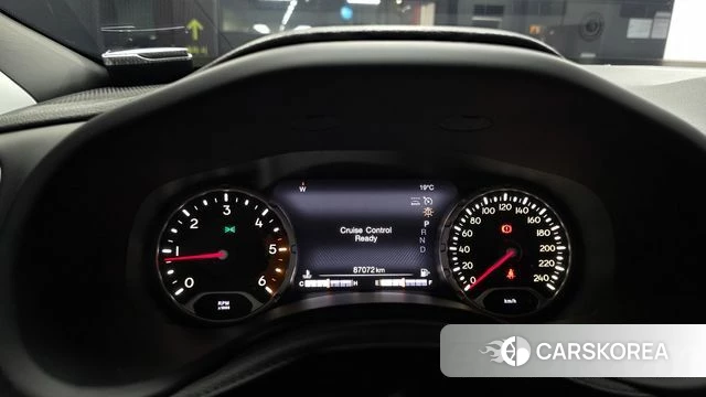 Jeep Renegade id 4988307 из Кореи 29
