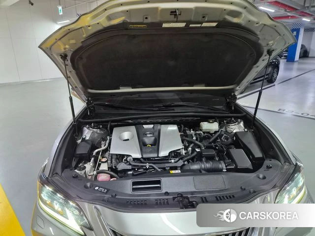 Lexus ES300h 7th generation id 5031501 из Кореи 18