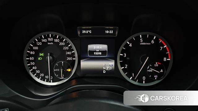 Infiniti Q30 id 4760064 из Кореи 18