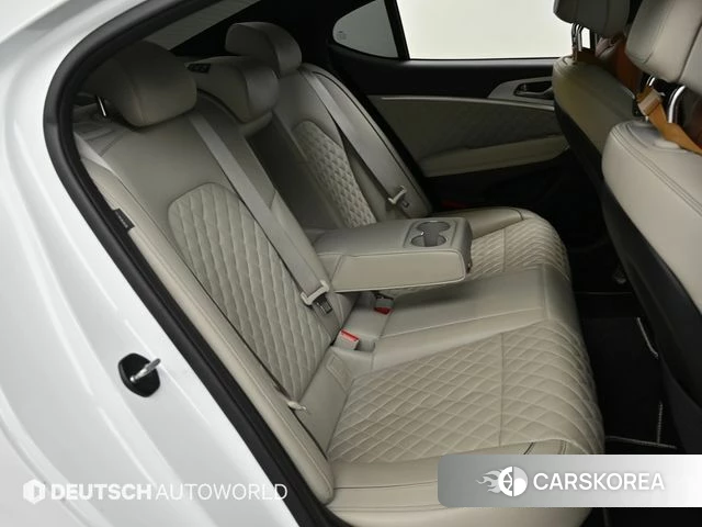 Genesis The New G70 id 5012596 из Кореи 18