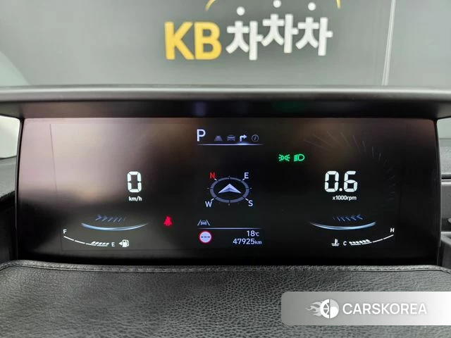 Hyundai Staria id 5039813 из Кореи 18