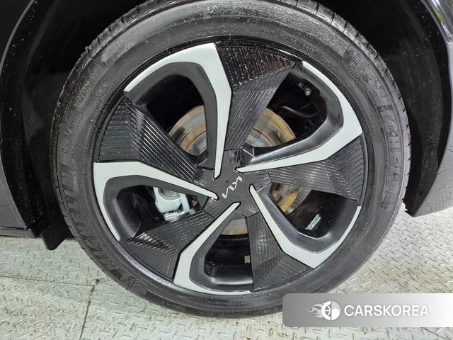 Kia EV6 id 5031446 из Кореи 18