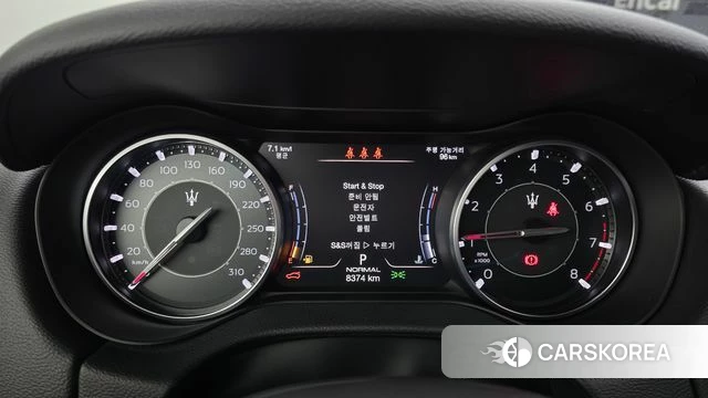 Maserati Ghibli id 4899180 из Кореи 18