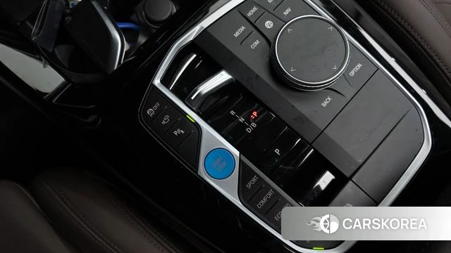 BMW iX3 id 5052606 из Кореи 35