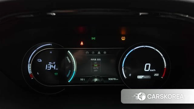 Kia Niro Plus id 5040379 из Кореи 32