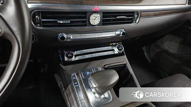 Genesis G90 id 4966998 из Кореи 30