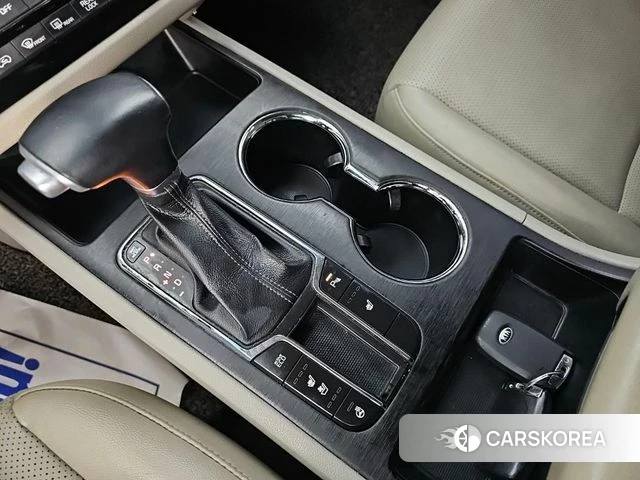 Kia The New Carnival id 5023645 из Кореи 16