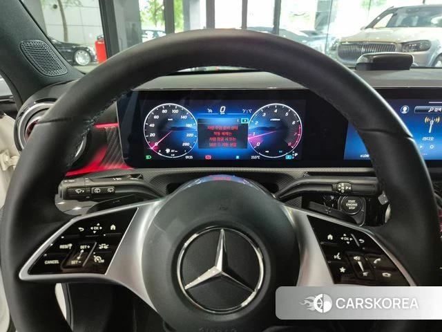 Mercedes-Benz A-Class W177 id 4927900 из Кореи 16