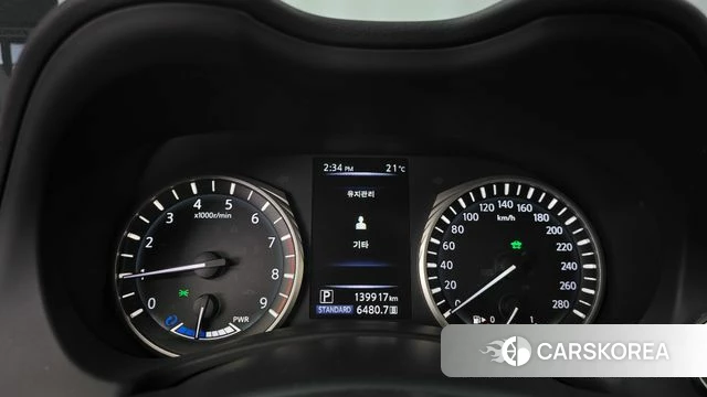 Infiniti Q50 id 4993408 из Кореи 30