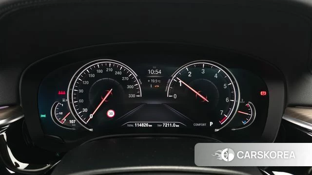 BMW 5 Series (G30) id 4967705 из Кореи 18