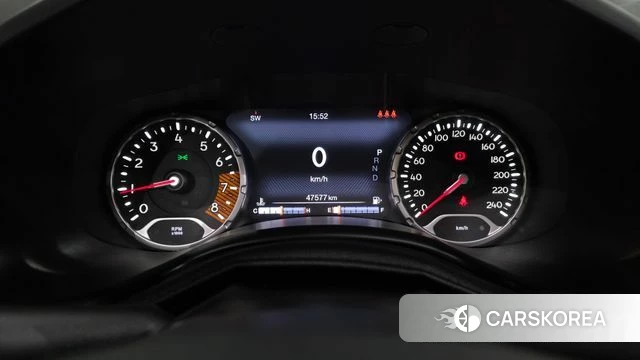 Jeep Renegade id 4943077 из Кореи 30