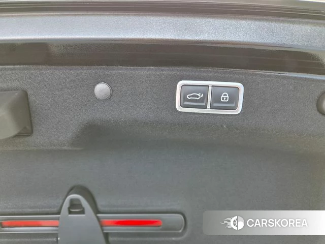 Hyundai Grandeur (GN7) id 5016758 из Кореи 18
