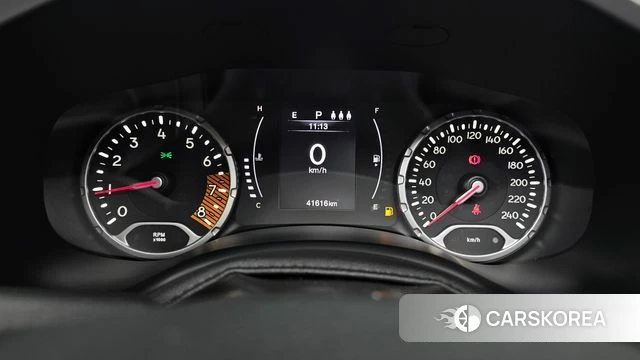 Jeep Renegade id 5013174 из Кореи 29