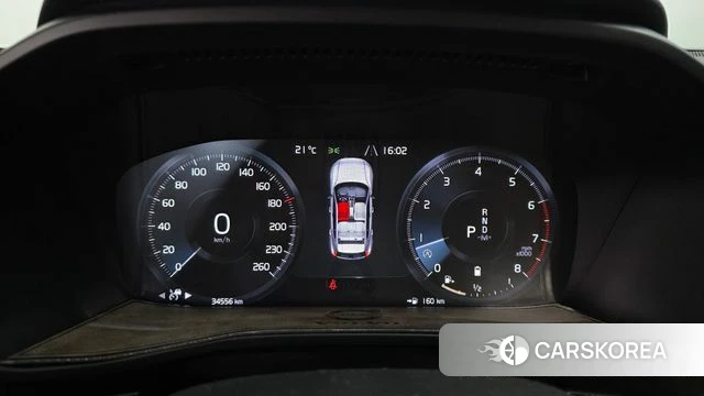 Volvo XC40 id 5012984 из Кореи 32