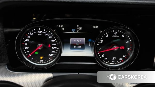 Mercedes-Benz E-Class W213 id 4937634 из Кореи 30