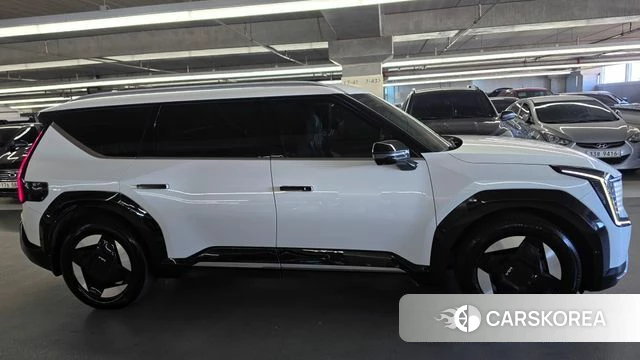 Kia EV9 id 5021777 из Кореи 18