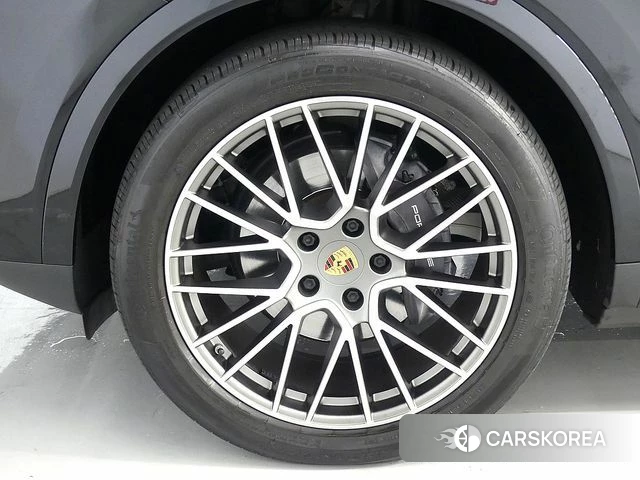 Porsche Cayenne (PO536) id 4768575 из Кореи 18
