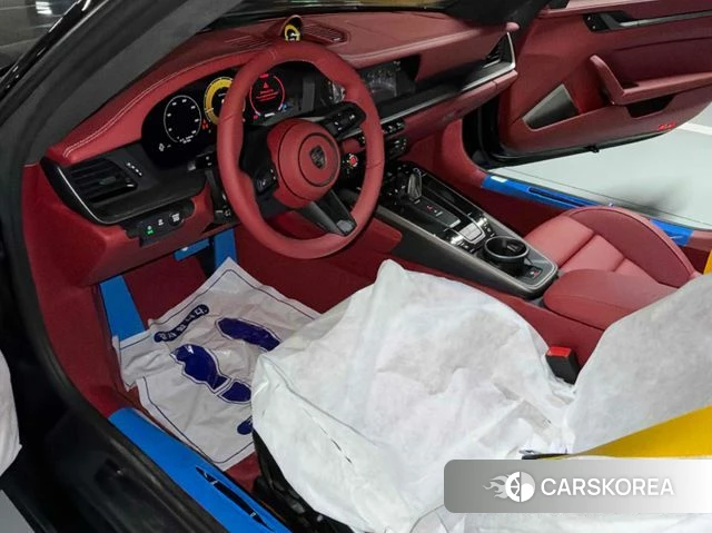 Porsche 911(992) id 4927794 из Кореи 8